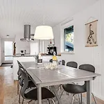 Baldo - 800m From The Sea By Interhome Feriehus *