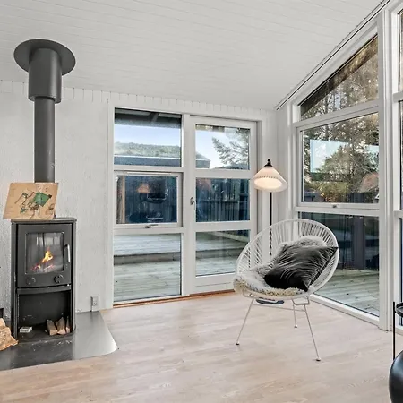 Baldo - 800m From The Sea By Interhome